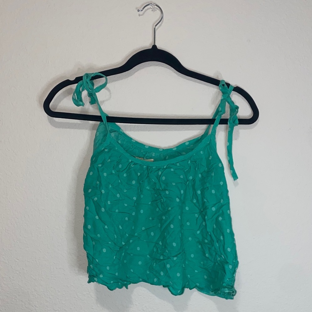 🛍️Y2K Green cropped polkas dot top! - Picture 2 of 8